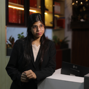 Pooja (Lawyer)